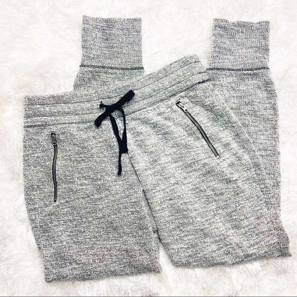 aerie Pants - NWOT Aerie gray joggers with zipper pockets